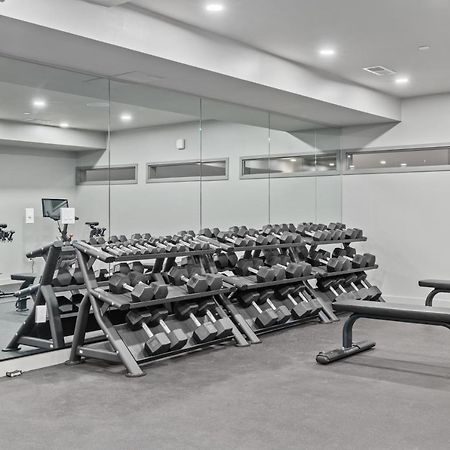 Skyline View, Pool, Gym, Balcony'S, Walk To Bway! Apartamento Nashville Exterior foto