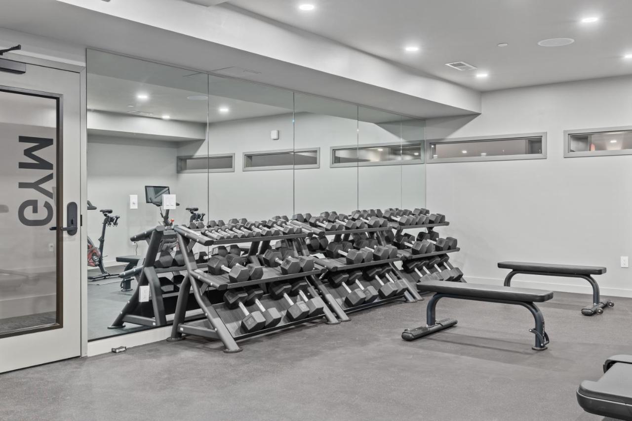 Skyline View, Pool, Gym, Balcony'S, Walk To Bway! Apartamento Nashville Exterior foto