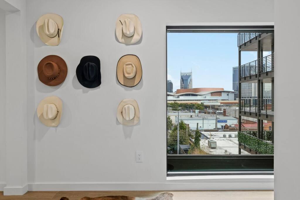Skyline View, Pool, Gym, Balcony'S, Walk To Bway! Apartamento Nashville Exterior foto