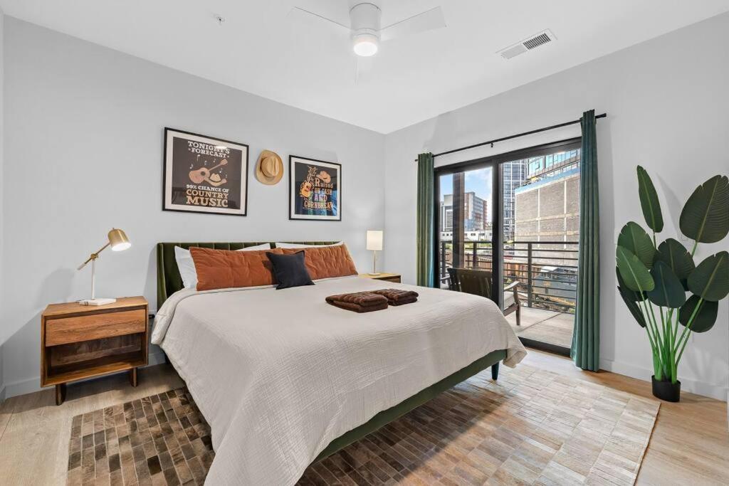 Skyline View, Pool, Gym, Balcony'S, Walk To Bway! Apartamento Nashville Exterior foto
