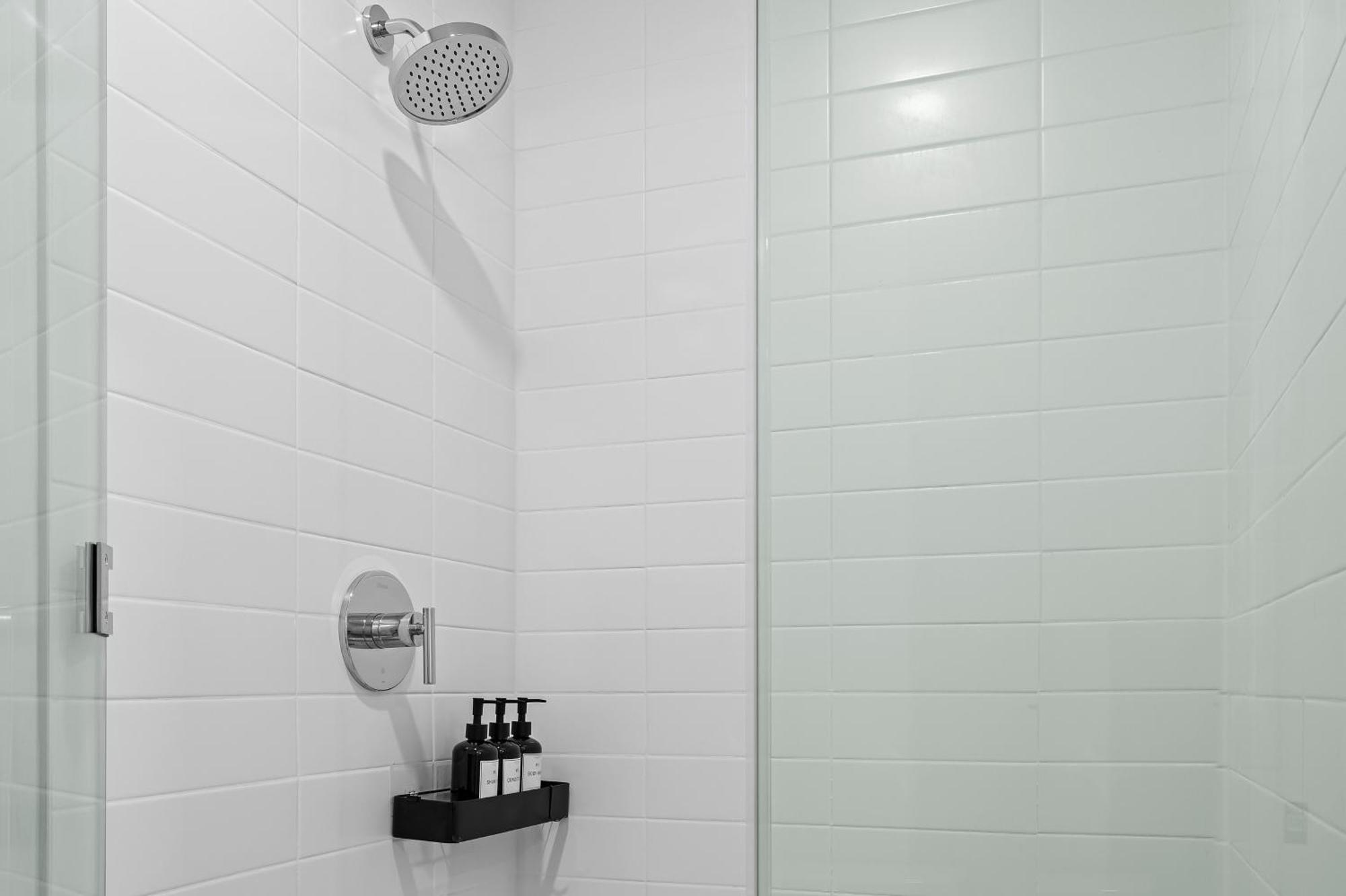 Skyline View, Pool, Gym, Balcony'S, Walk To Bway! Apartamento Nashville Exterior foto